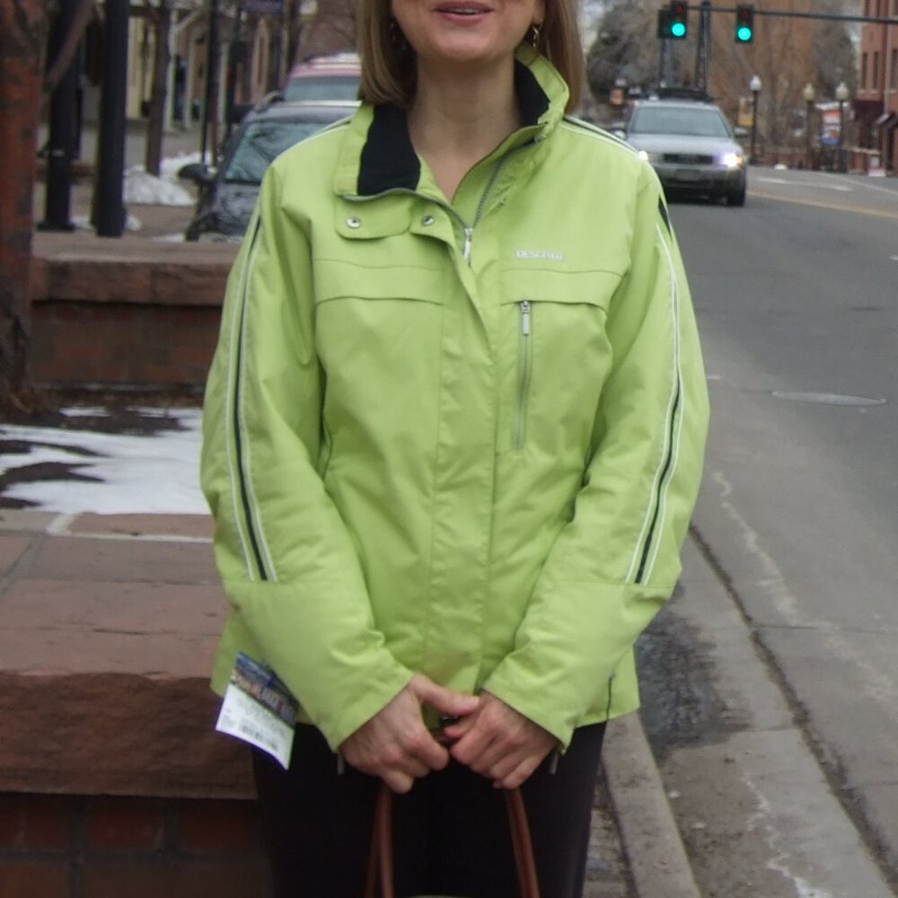 Women's Descente ski jacket w/removable hood size 10